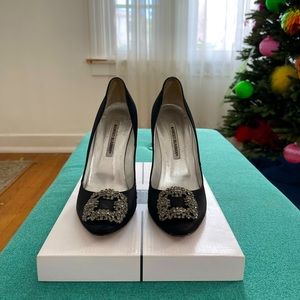 Manolo Blahnik Hangisi